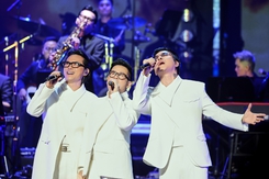 Chuyến tàu ký ức trở lại thanh xuân cùng Quả Dưa Hấu