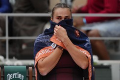 Kết quả Roland Garros 2026 hôm nay 4/6: Berrettini bỏ cuộc, hạt giống số 1 đơn nữ bị loại