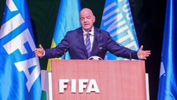 Chủ tịch FIFA Gianni Infantino tại vị thêm 4 năm nữa: Quyền lực mềm của Infa