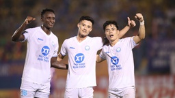 Nam Định vs Lee Man: Chiến thắng để đi tiếp (AFC Champions League Two, 19h00 ngày 27/11, FPT Play trực tiếp)