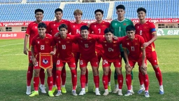 Tin nóng bóng đá Việt hôm nay 16/11: U22 Việt Nam vẫn còn cơ hội vô địch Panda Cup; Trung vệ SLNA lỡ hẹn World Cup 2026