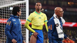 Arsenal lo sốt vó khi trụ cột quan trọng nhất dính chấn thương