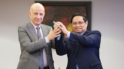 Thủ tướng Phạm Minh Chính tiếp Tổng Bí thư Đảng Mặt trận Giải phóng Dân tộc Algeria