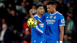 Chỉ có Ronaldo mới hay hơn Mbappe