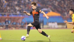 Quả bóng vàng Việt Nam 2025: Ưu thế của Hoàng Đức 