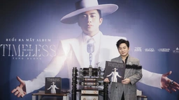 Divo Tùng Dương phát hành vinyl "The Voice - Timeless": Trở về nguyên bản