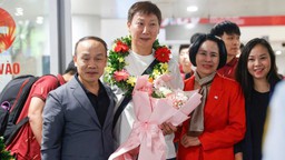 U22 Việt Nam trở về trong vòng tay yêu thương của người hâm mộ