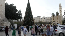 Thánh địa Bethlehem trước Giáng sinh: Người Palestine học cách hy vọng trở lại