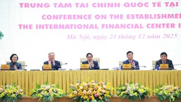 Thủ tướng chủ trì Hội nghị công bố thành lập Trung tâm Tài chính quốc tế tại Việt Nam