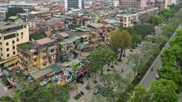 “Đường băng pháp lý” mới mở lối hồi sinh chung cư cũ Hà Nội