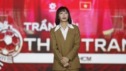 Cầu thủ Việt Nam sử dụng mạng xã hội: Mạng ảo, hậu quả thật