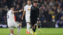 Kết quả bóng đá Ngoại hạng Anh vòng 14: MU đánh rơi chiến thắng