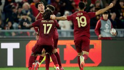 Nhận định, soi tỷ lệ Roma vs Monza 02h45 ngày 25/2, vòng 26 Serie A