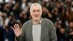 Huyền thoại Robert De Niro xứng đáng với Cành cọ Vàng danh dự