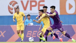 Tin nóng bóng đá Việt hôm nay 31/5: Tiến Linh chấn thương; Hai HLV đào tạo trẻ bị bắt vì ăn chặn tiền cầu thủ
