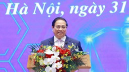 Thủ tướng Phạm Minh Chính: Cổng Pháp luật quốc gia phải thực sự là công cụ hữu ích của người người, nhà nhà