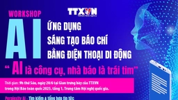 Trải nghiệm sử dụng AI tại gian trưng bày của TTXVN ở Hội báo toàn quốc 2025