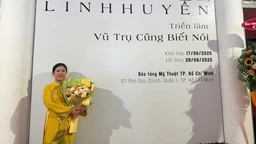 Nghệ sĩ Linh Huyền: Từ vẽ tranh tới lập bảo tàng cải lương