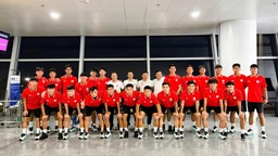Tin nóng bóng đá Việt hôm nay 24/6: Chủ tịch FIFA nhận lời đến Việt Nam; Tuyển thủ U23 sang châu Phi thi đấu