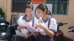 Đề thi tuyển sinh lớp 10 công lập TP HCM phù hợp với chương trình mới