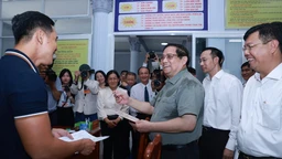 Thủ tướng Phạm Minh Chính: Tuyệt đối không để việc sắp xếp bộ máy ảnh hưởng đến đời sống nhân dân
