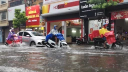 Dự báo thời tiết ngày 26/7: Mưa lớn diện rộng tại Bắc Bộ và Trung Bộ, biển động mạnh