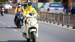 Dự báo thời tiết ngày 4/8: Bắc Bộ và Trung Bộ nắng nóng gay gắt, Hà Nội nóng trên 39°C