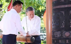 Tổng Bí thư Tô Lâm dâng hương tại Đền thờ Chủ tịch Hồ Chí Minh ở Quảng Bình