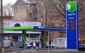 Giá dầu thế giới giảm mạnh trước thông tin Iran sẵn sàng đình chiến