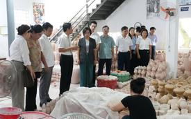 Phát triển kinh tế tập thể gắn với bảo tồn và phát huy giá trị làng nghề