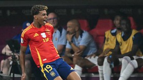 Thần đồng Lamine Yamal ghi bàn thắng lịch sử, Tây Ban Nha loại Pháp để tiến vào chung kết EURO