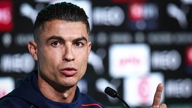 Cristiano Ronaldo lên tiếng sau khi sao MU bắt chước màn ăn mừng đã trở thành thương hiệu