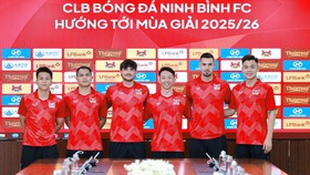 Sau HLV Tây Ban Nha, Ninh Bình ra mắt cùng lúc 6 tân binh