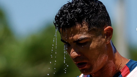 Cristiano Ronaldo nổi giận rời tuyển: Bồ Đào Nha nỗ lực hàn gắn, hé lộ thêm nguyên do phía sau