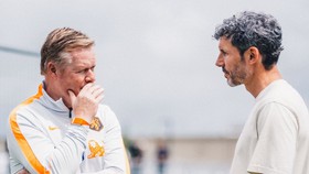 Hà Lan vs Morocco: Ronald Koeman và 32 năm về sau