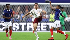Tuyến giữa Tây Ban Nha: Sát cánh Rodri uy quyền là Fabian Ruiz tinh tế