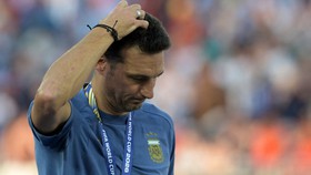 HLV Scaloni sau chung kết World Cup 2026: "ĐT Argentina biết cách chấp nhận thất bại"