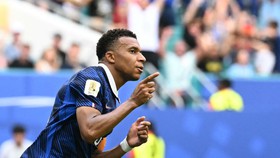 Mbappe vượt Messi để trở thành cây săn bàn vĩ đại nhất lịch sử World Cup