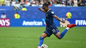 Michael Olise đi vào lịch sử, phá kỷ lục tồn tại 56 năm của Pele tại World Cup