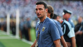 HLV Lionel Scaloni hé lộ thời điểm chia tay đội tuyển Argentina