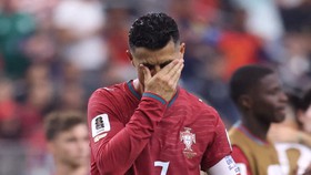 Ronaldo bật khóc khi chia tay World Cup cuối cùng trong sự nghiệp