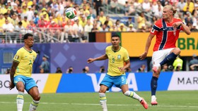 Lần đầu tiên trong lịch sử World Cup: Brazil, Đức và Italy không góp mặt ở tứ kết