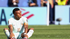 Mbappe chấn thương khiến CĐV Pháp lo sốt vó