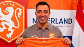 Đội tuyển Hà Lan bổ nhiệm HLV Xavi Hernandez: Người Hà Lan tin vào “người Hà Lan”