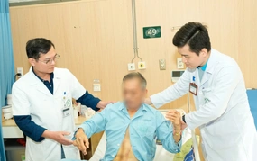 Cứu sống bệnh nhân mất gần 4 lít máu trong gang tấc tại Bệnh viện Bạch Mai