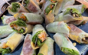 Nem, chả giò, bánh tráng Việt Nam “nhập gia” vào bếp Âu