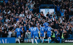 Lão tướng 36 tuổi rực sáng khó tin, Chelsea dội mưa bàn thắng vào lưới Bournemouth