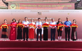 Trưng bày 950 năm Quốc Tử Giám Thăng Long – Tôn vinh truyền thống hiếu học của dân tộc