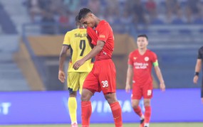 CAHN đánh rơi điểm trước Thanh Hóa