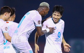 Văn Vĩ trở lại đầy ấn tượng, cú hích cho đội tuyển Việt Nam